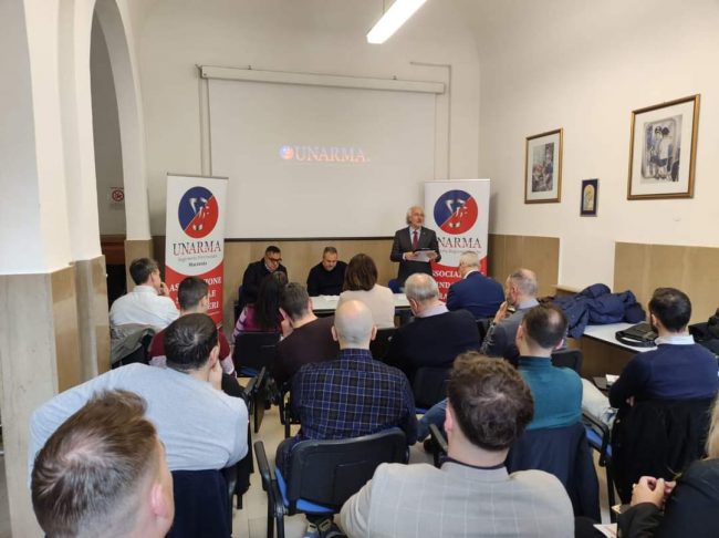 assemblea-unarma-1-650x486