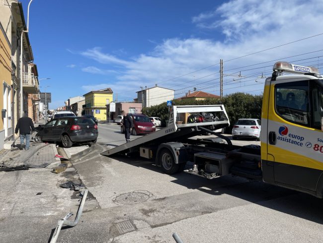 incidente-via-colombo-civitanova-FDM-1-650x488