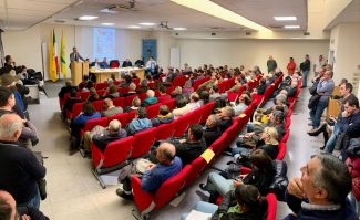 macerata-incontro-allevatori-3-325x199