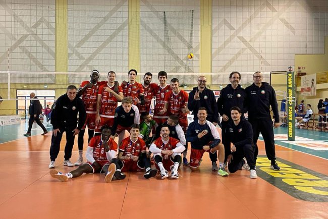 pallavolo-macerata-Macerata-chiude-la-Regular-Season-con-il-3-0-a-Modica-650x434