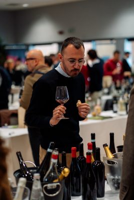 wine_tasting_marche-11-267x400