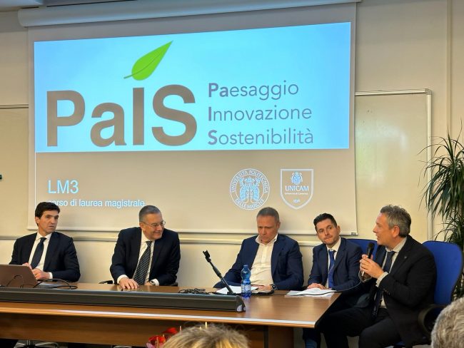 Pais