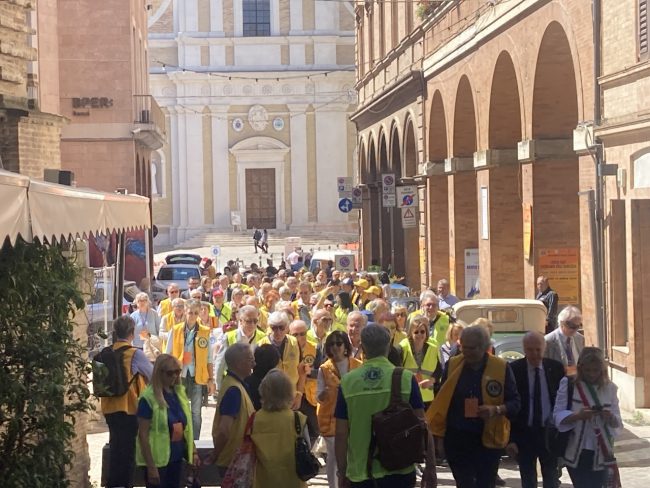 Sfilata-Lions_Corso-Repubblica_1-650x488