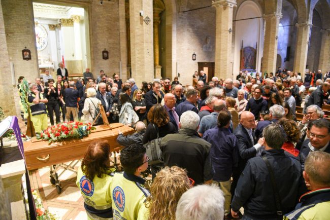 Tica_Funerale_FF-7-650x434