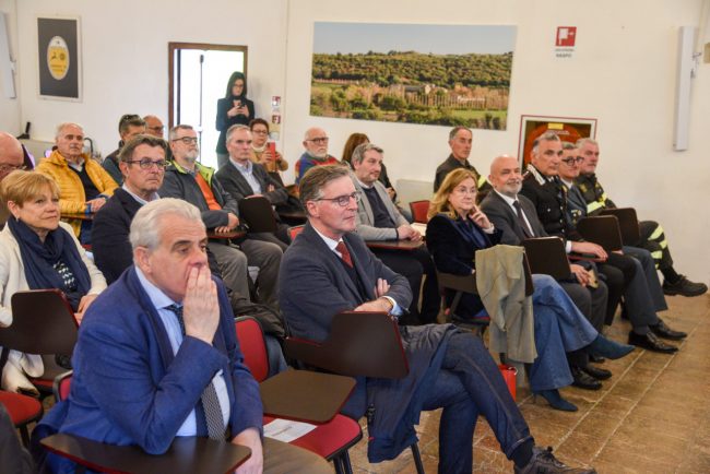 Va-Sentiero_Fondazione-Carima_FF-5-650x434