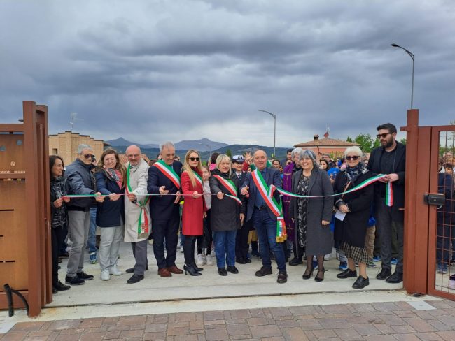 apiro-primaria-inaugurazione-3-650x488