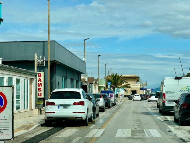 lungomare-nord-civitanova-bambu