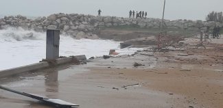 mareggiata-porto-recanati-2-325x158
