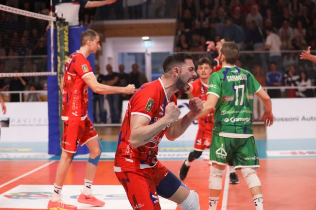 volley-banca-macerata-promozione-2-650x433