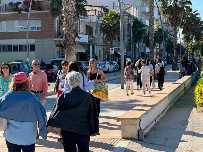 ESTATE-CIVITANOVA-SPIAGGIA-4-650x488