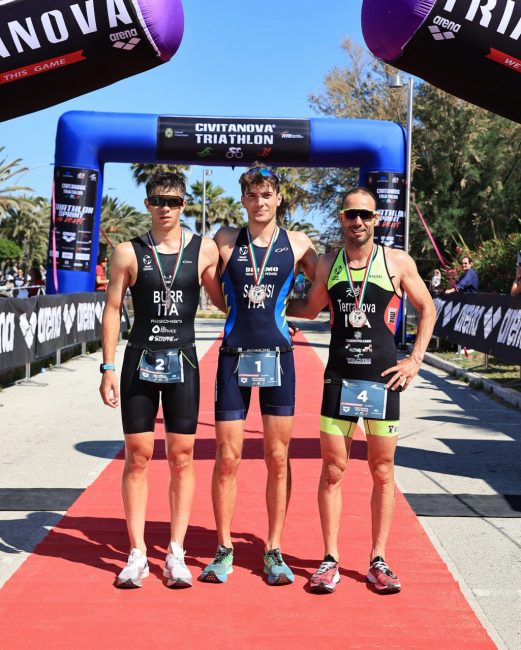 TRIATHLON-2-521x650