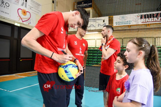 Volley-Banca-Macerata_FF-16-650x434