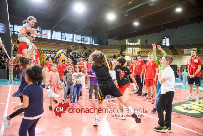 Volley-Banca-Macerata_FF-20-650x434