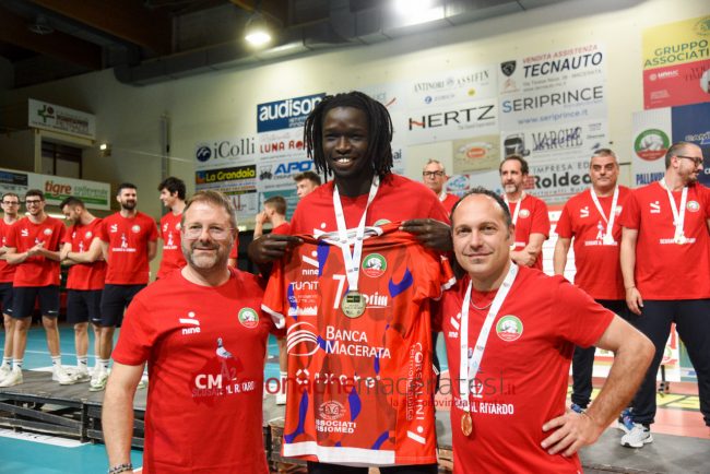 Volley-Banca-Macerata_FF-6-650x434
