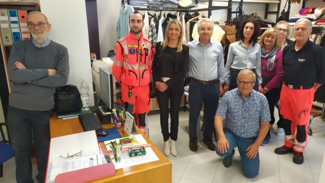 Volontari-Croce-Verde-con-DAlessandro-e-Sciapichetti
