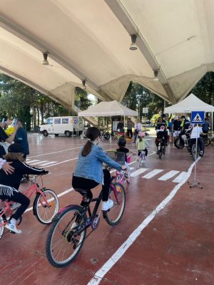 bimbi-in-bici-3-300x400