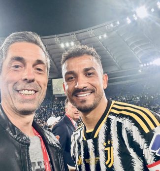 carlo-ciarrocchi-al-rockin-1000-stadio-olimpico-per-finale-coppa-italia-6-325x347