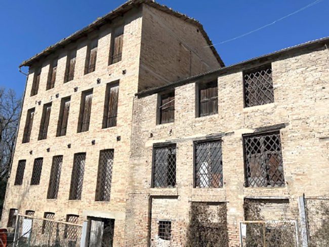 conceria-mercorelli-2-650x488