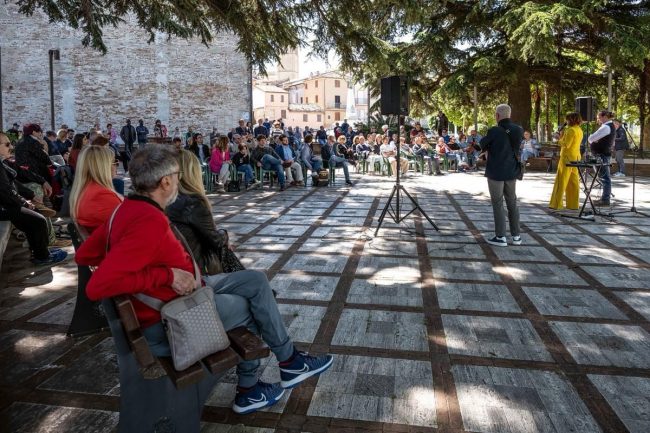 presentazione-lista-pd-potenza-picena-3-650x433