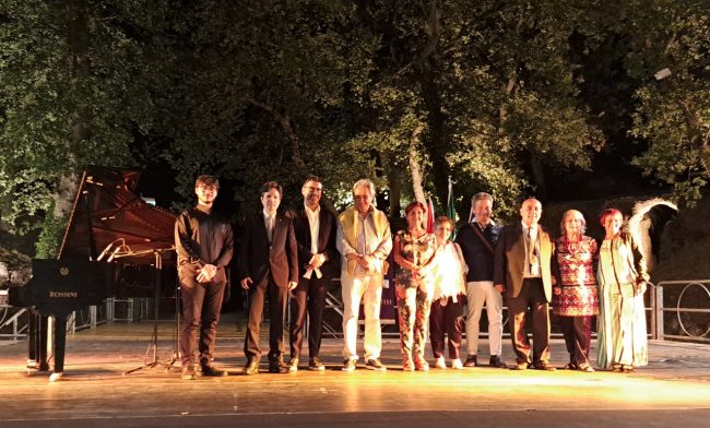 Foto-di-gruppo-1-650x392