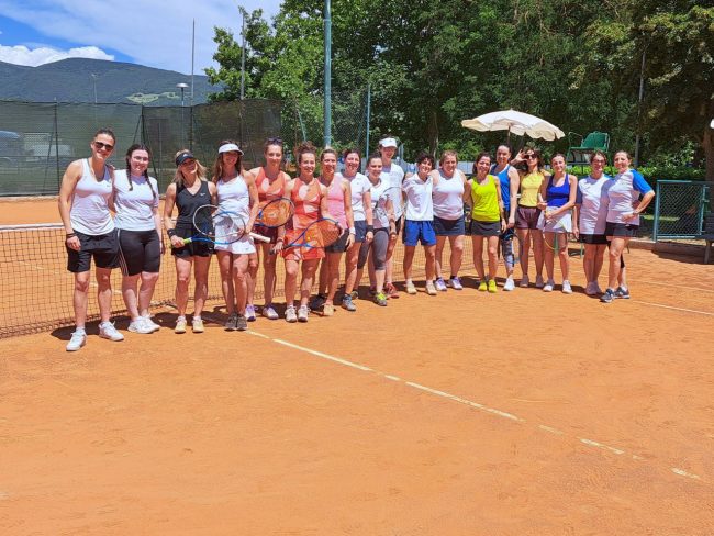 Le-18-partecipanti-al-torneo-di-doppio-femminile-650x488
