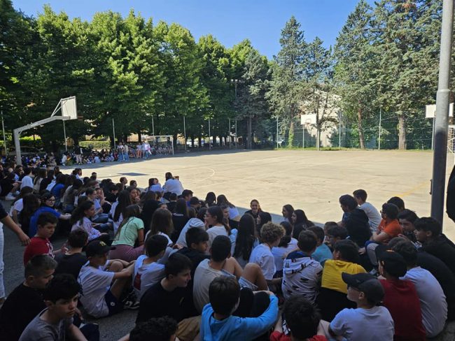 Studenti-scuola-media