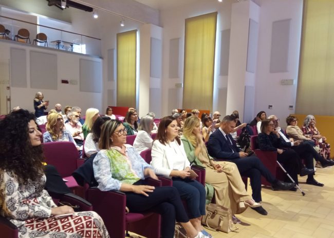 consiglio-donne-incontro-4-e1717681750716-650x464
