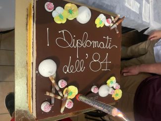 diplomati-liceo-scinetifico-1984-2-325x244