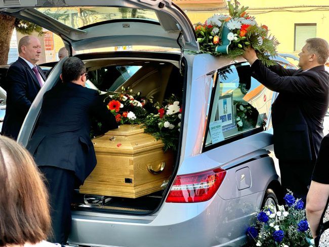 funerale-roberto-vives-4-650x488