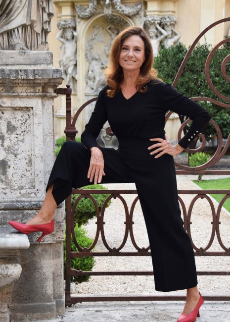 gigliola-cinquetti-2_-michele-muscimarro_-duemme-music-management_-rai_-spettacoli-465x650