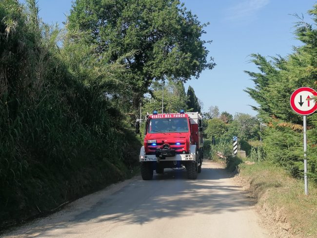 incendio-recanati1-5-650x488