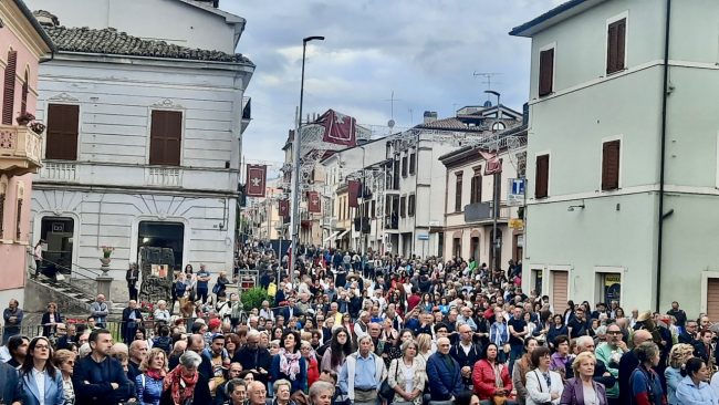infiorata-castelraimondo
