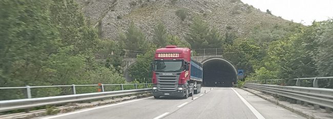 lavori-SS77-e1718959844259-650x233