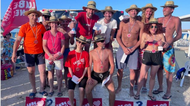 lube-nel-cuore-on-the-beach