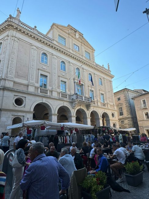 mercatini_forte_marmi-2-488x650
