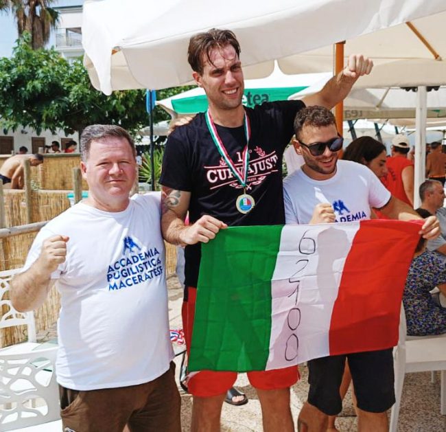 Bonifazi-col-presidente-Cecchi-e-Feliziani