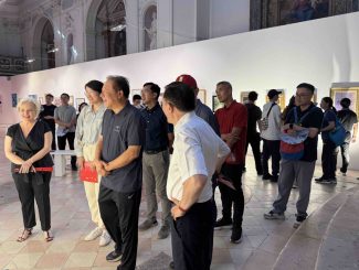 Delegazione-Cinese-Mostra-20243-325x245