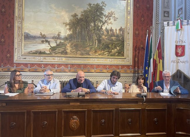 Emanuela-Pergolesi-Roberto-Bartomeoli-sindaco-Emanuele-Pepa-Ettore-Pelati-Sabrina-Bertini-Maurizio-Paoletti-1-650x467