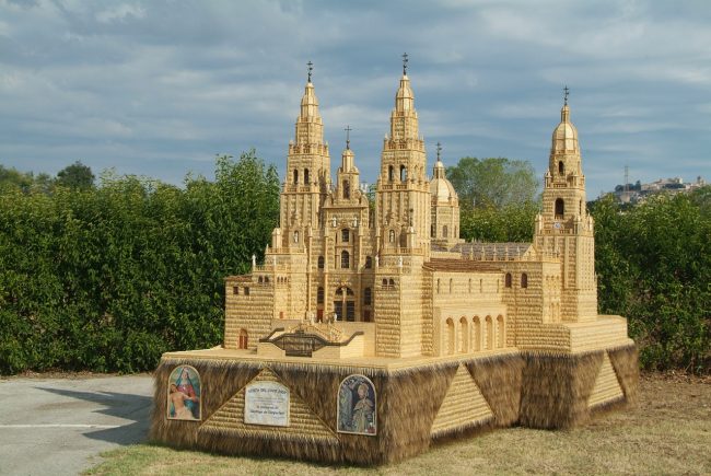La-Cattedrale-di-Santiago-de-Compostela-Covo-2007-650x435