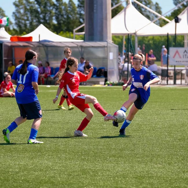 Maceratese-calcio_femminile-1-650x650