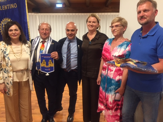 ROTARY-PASSAGGIO-MARTELLETTO-MINSK-GRUPPO-IMG_2286