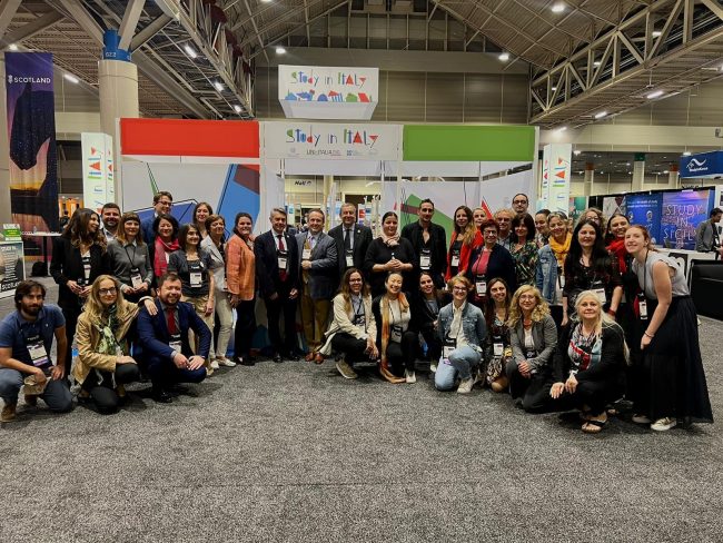 StudyInItaly_group_NAFSA24-650x488