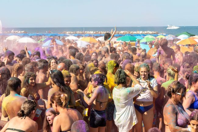 color-day-2-650x433