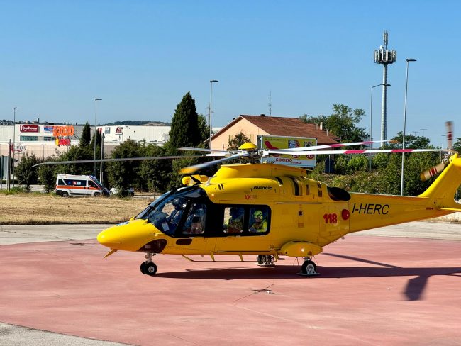 eliambulanza-cuore-adriatico-2-650x488