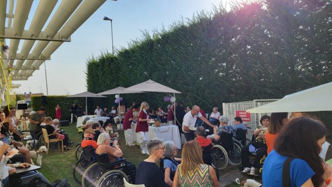 festa-casa-riposo-montecosaro-4-650x366