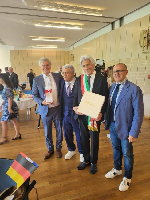 gemellaggio-weiden-3-488x650