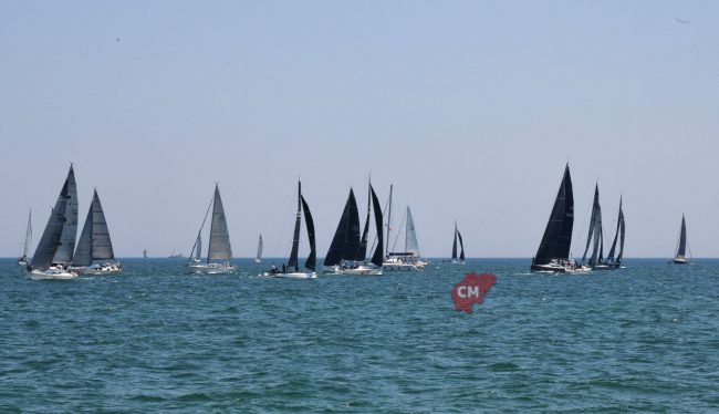 partenza-regata-civitanova-sebenico-porto-FDM-12-650x374