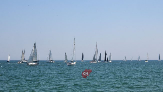 partenza-regata-civitanova-sebenico-porto-FDM-6-650x369