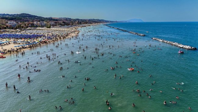 spiaggia-civitanova-drone
