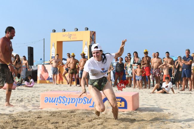 vertical-summer-tour-2024-spiaggia-lungomare-centro-civitanova-FDM-14-650x433